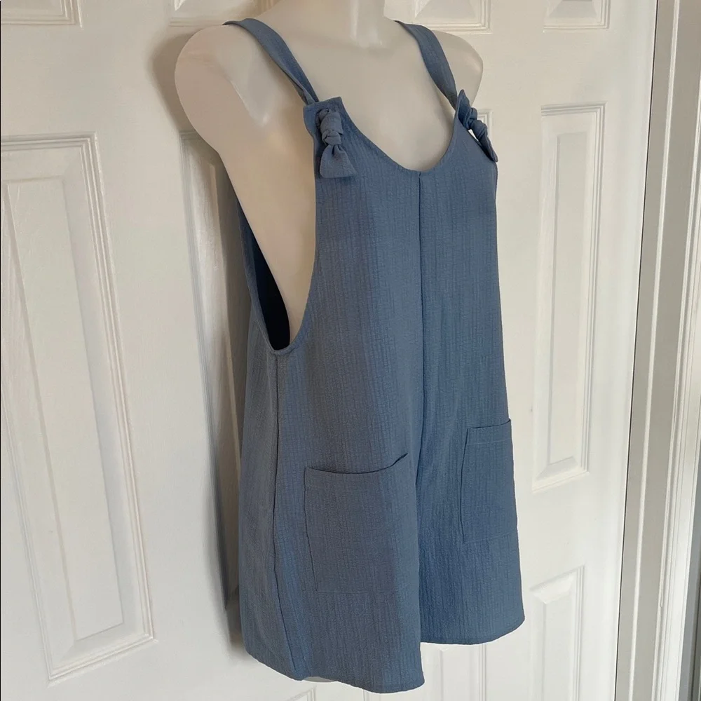 EMORY ROSE BLUE SLEEVELESS KNOT FRONT POCKET PATCHED OVERALL ROMPER SZ MED - Picture 4 of 10